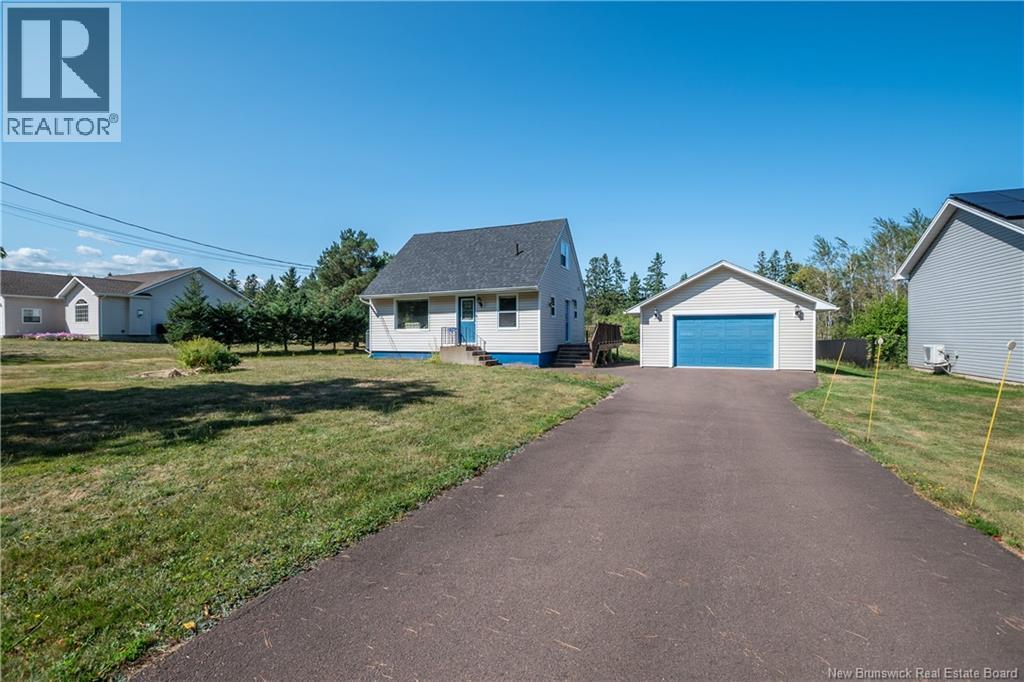 206 Cornwall Rd, Shediac, NB E4P 1P3