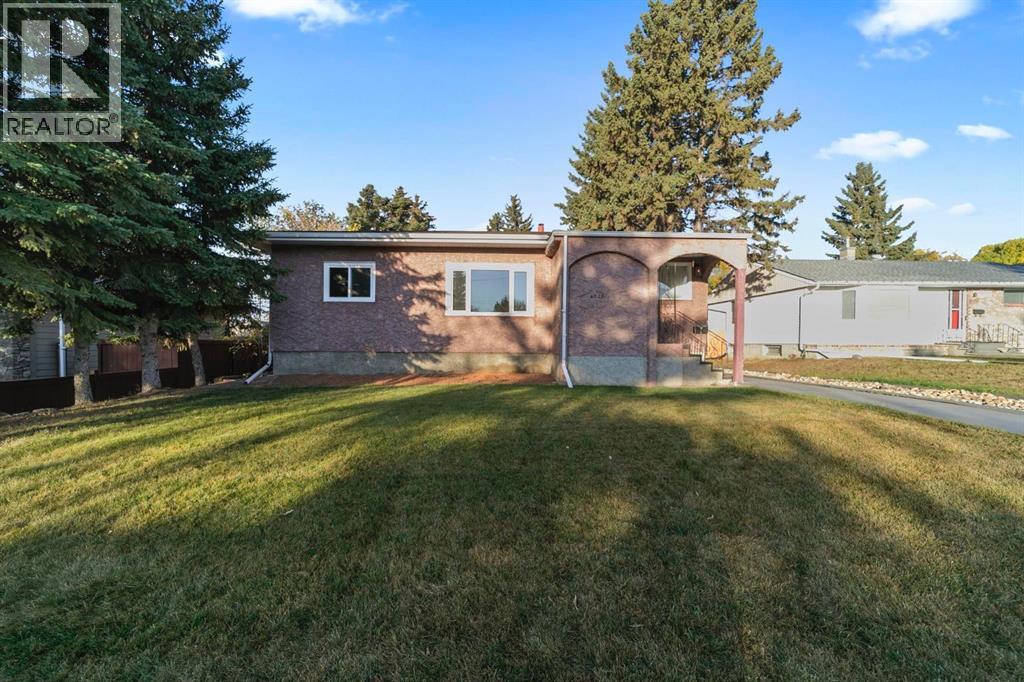53 Street Unit 4828 #a, Camrose, AB T4V 1Z9