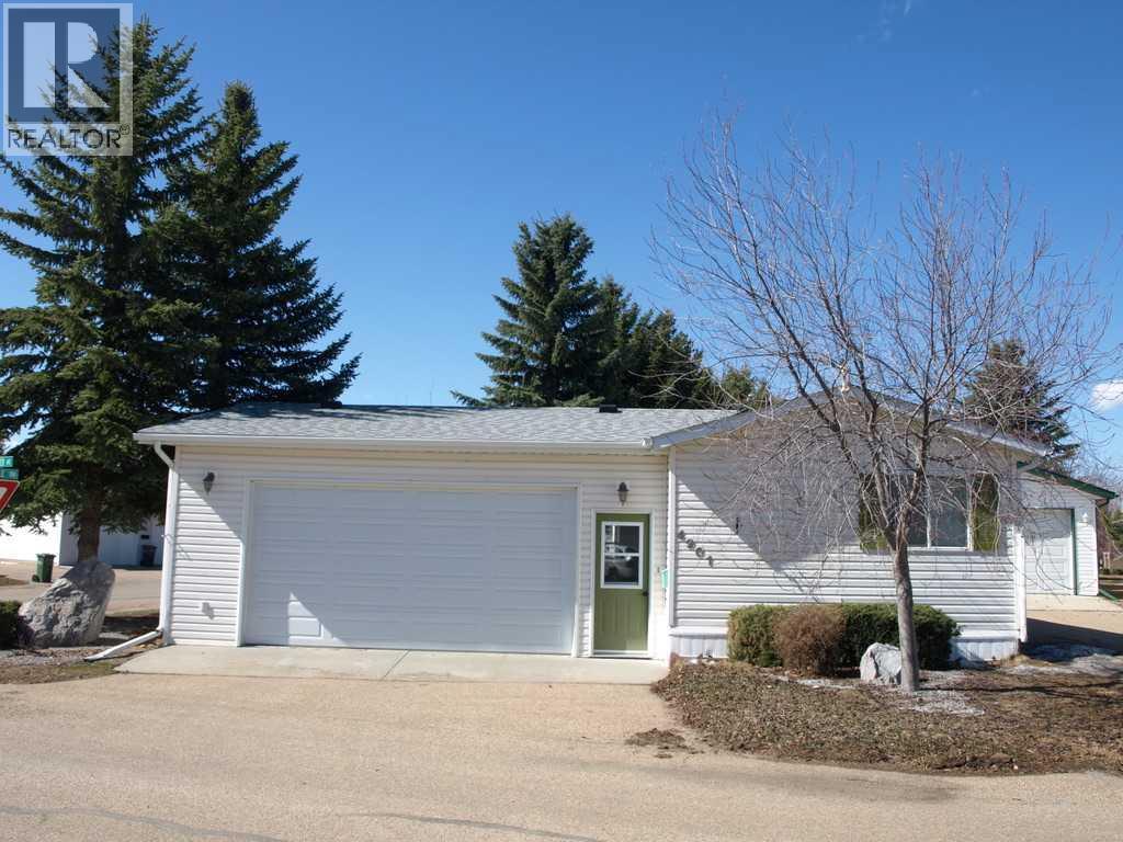4901 Dorchester Ave, Red Deer, AB T4R 2Z8