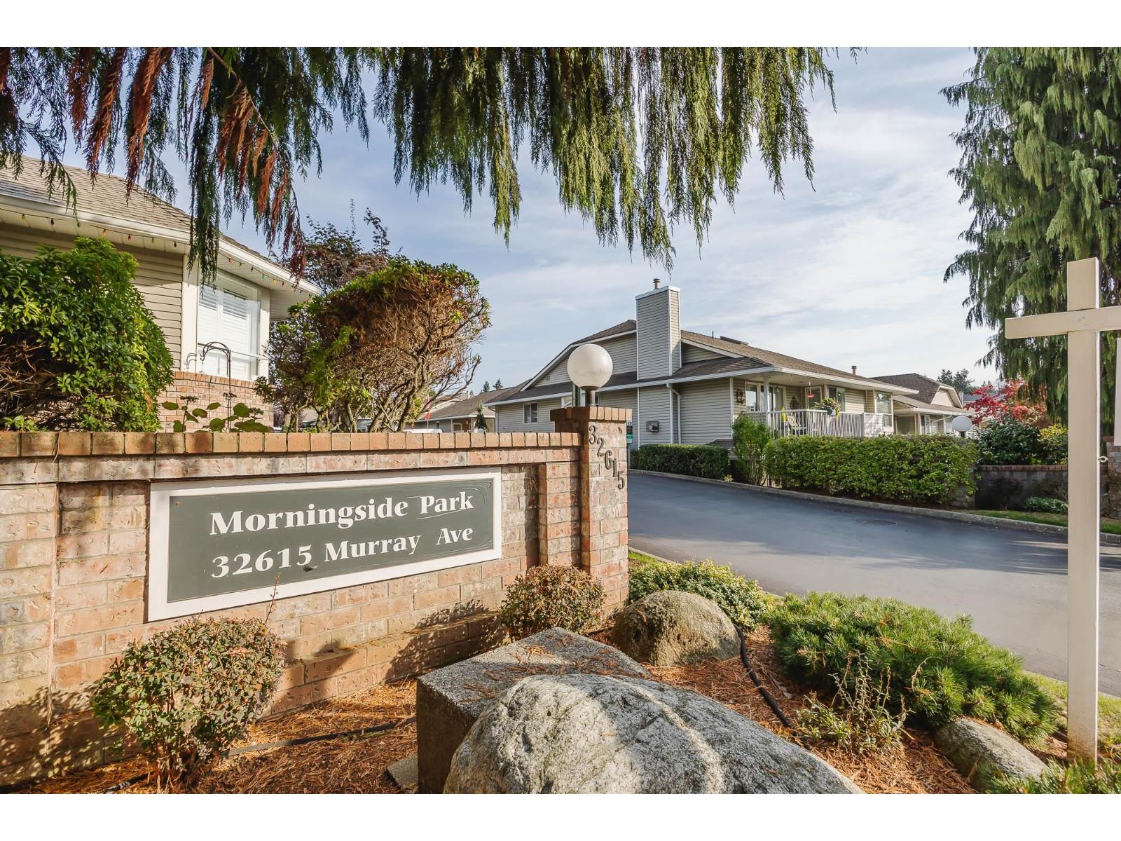 32615 Murray Avenue Unit 17, Abbotsford, BC V2T 4T8