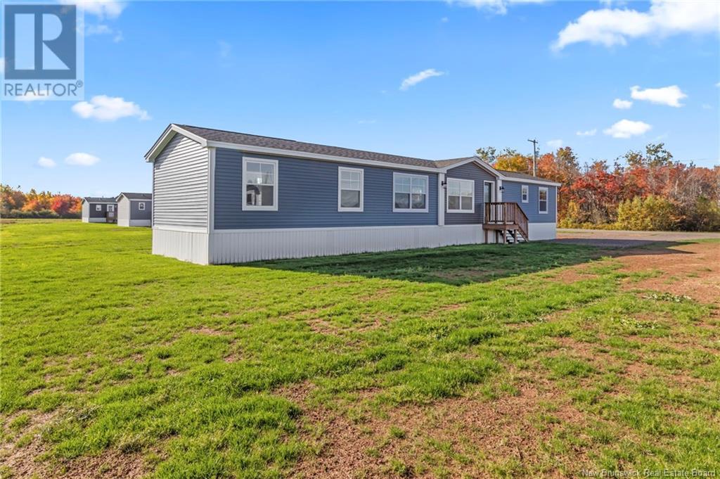 46 Bedeche St, Cap-pel, NB E4N 0G1