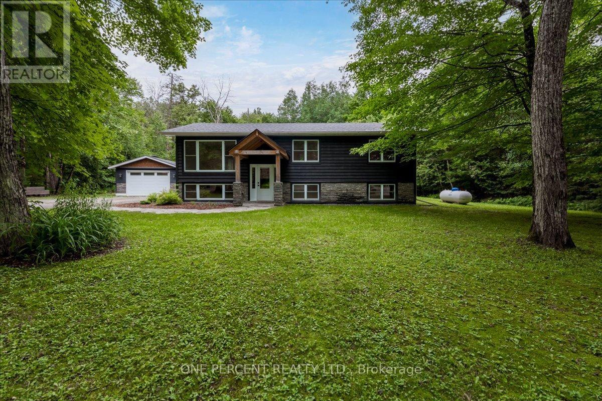 682 Stephenson Rd 2 Rd E, Huntsville Stephenson, ON P0B 1L0