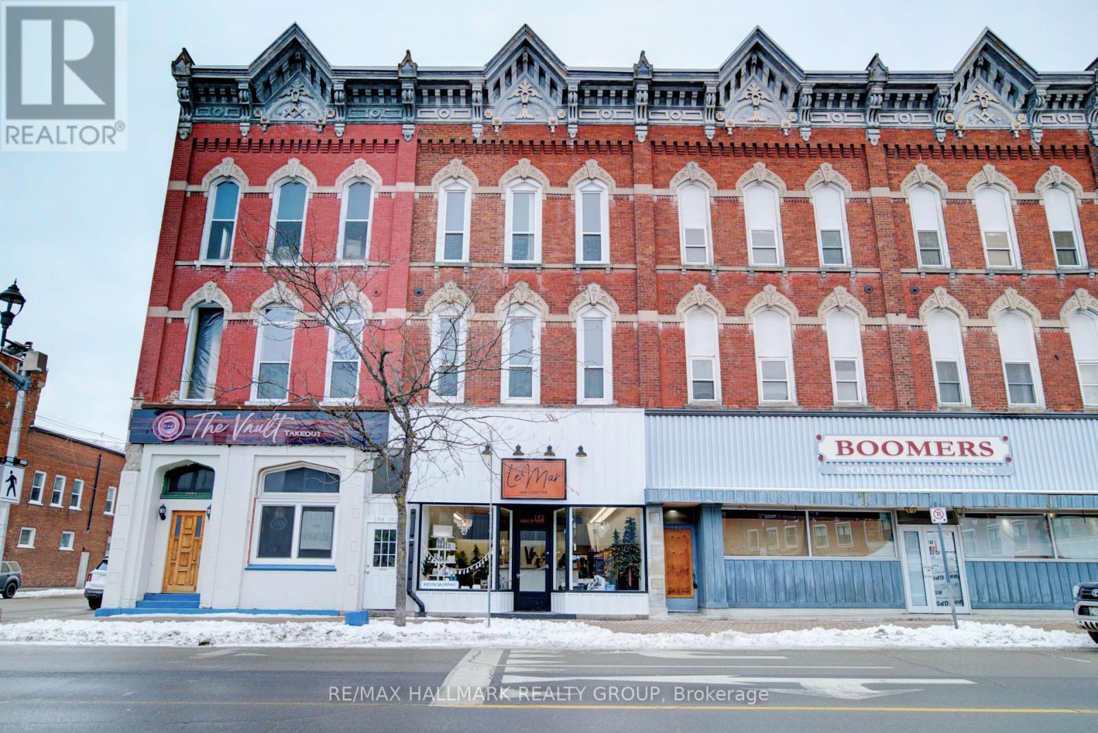 192 King St W, Prescott, ON K0E 1T0