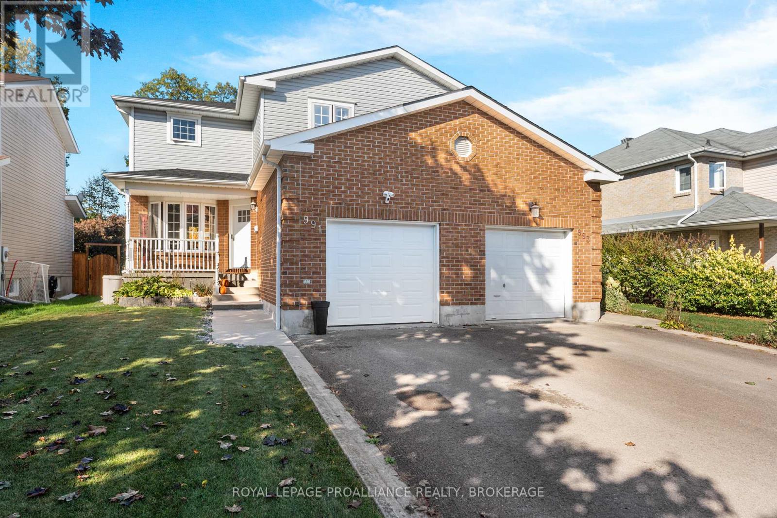 991 Waterbury Cres, Kingston, ON K7M 8V4