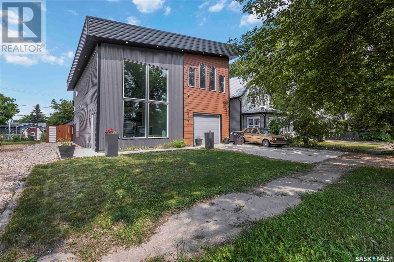314 Fifth Ave E, Watrous, SK S0K 4T0