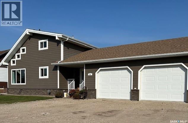 206 2 Street West, Carrot River, SK S0E 0L0