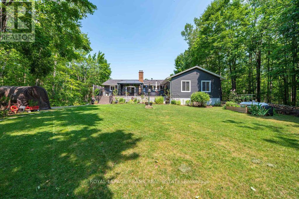 1746 Lakehurst Rd, Trent Lakes, ON K0L 1J0