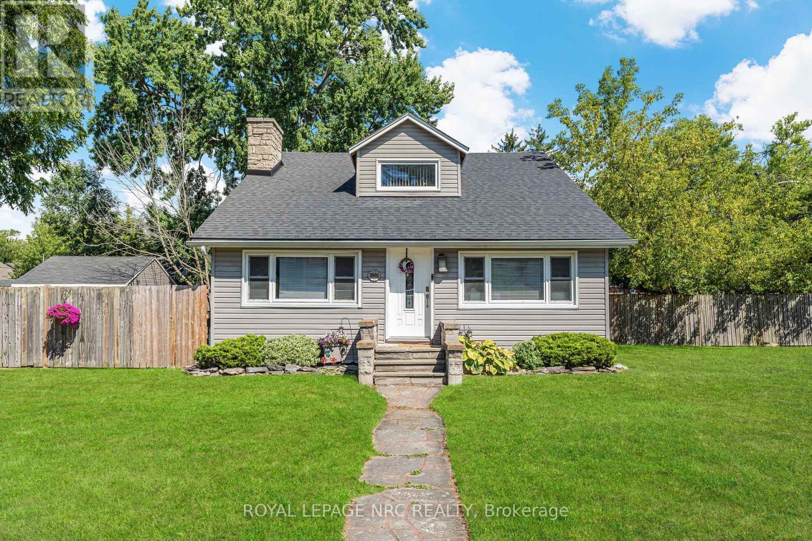 3902 Rebstock Rd, Fort Erie, ON L0S 1B0