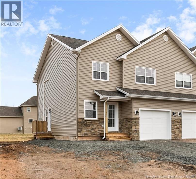 130 Rochefort, Dieppe, NB E1A 6S4