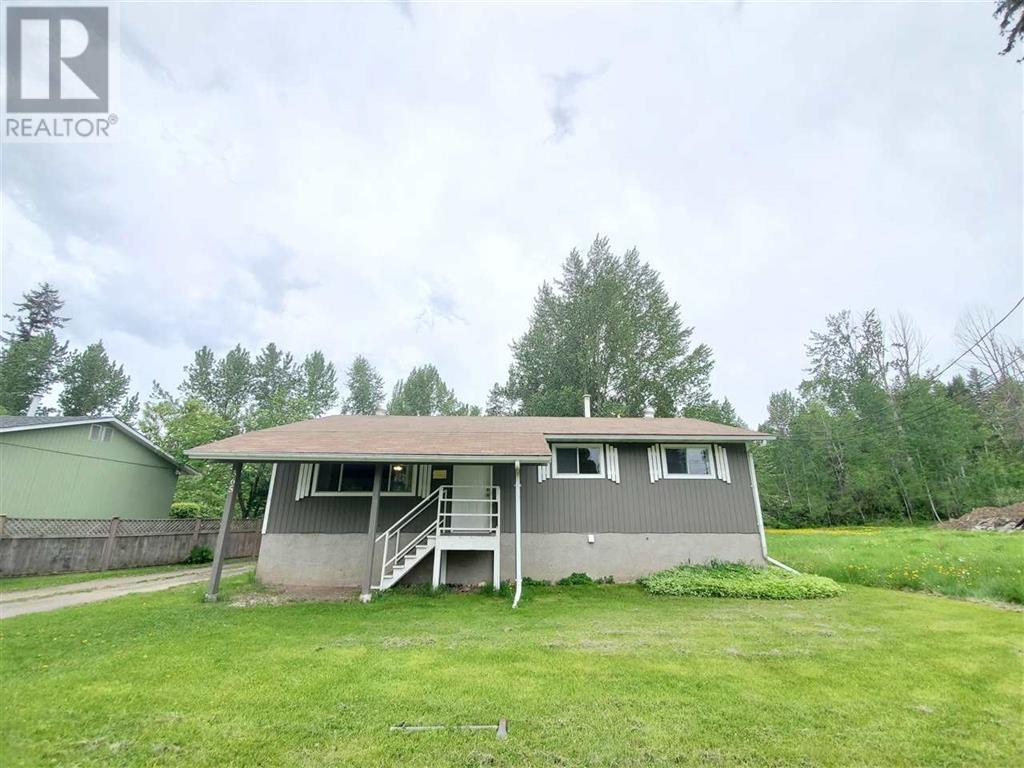 365 Lewis Dr, Quesnel, BC V2J 1K1