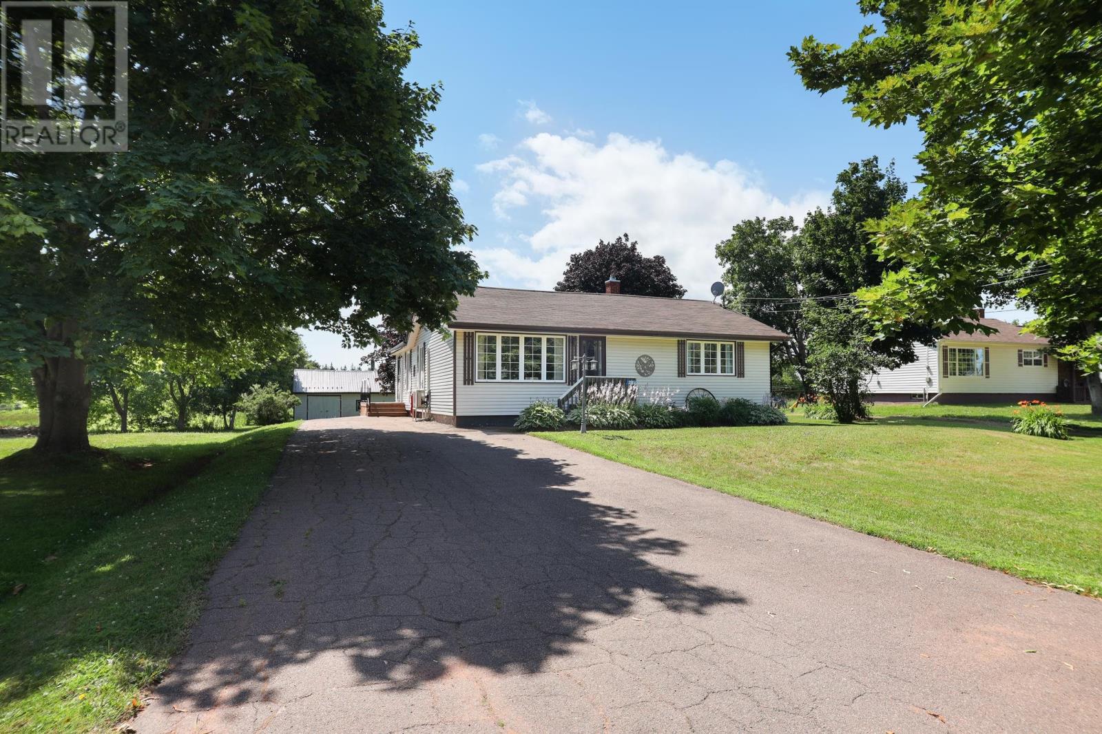 281 Phillip St, Tignish, PE C0B 2B0