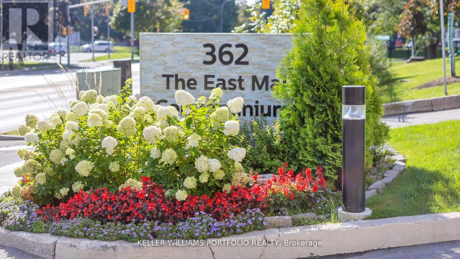 1006 362 The East Mall E, Toronto, ON M9B 6C4
