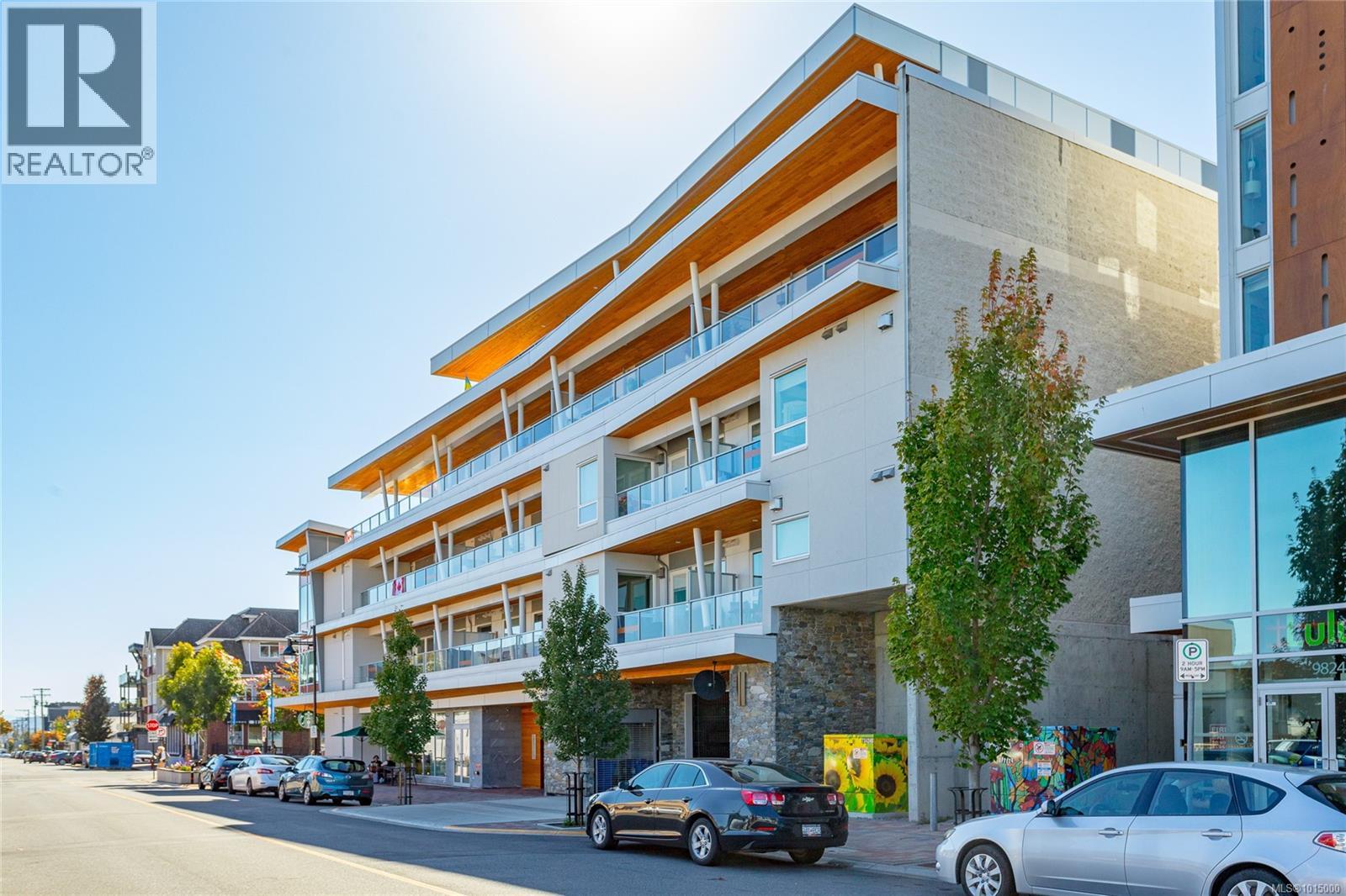 9818 Fourth St Unit 305 St, Sidney, BC V8L 2Z3