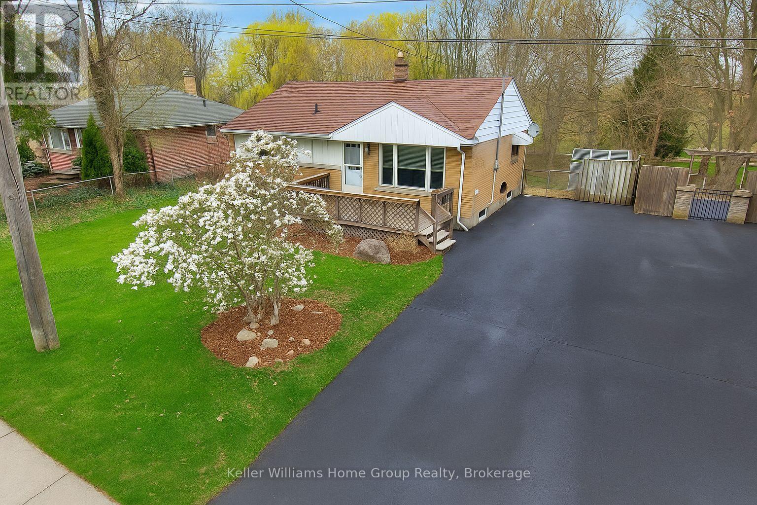 286 Brompton Ave, Woodstock, ON N4S 7J5