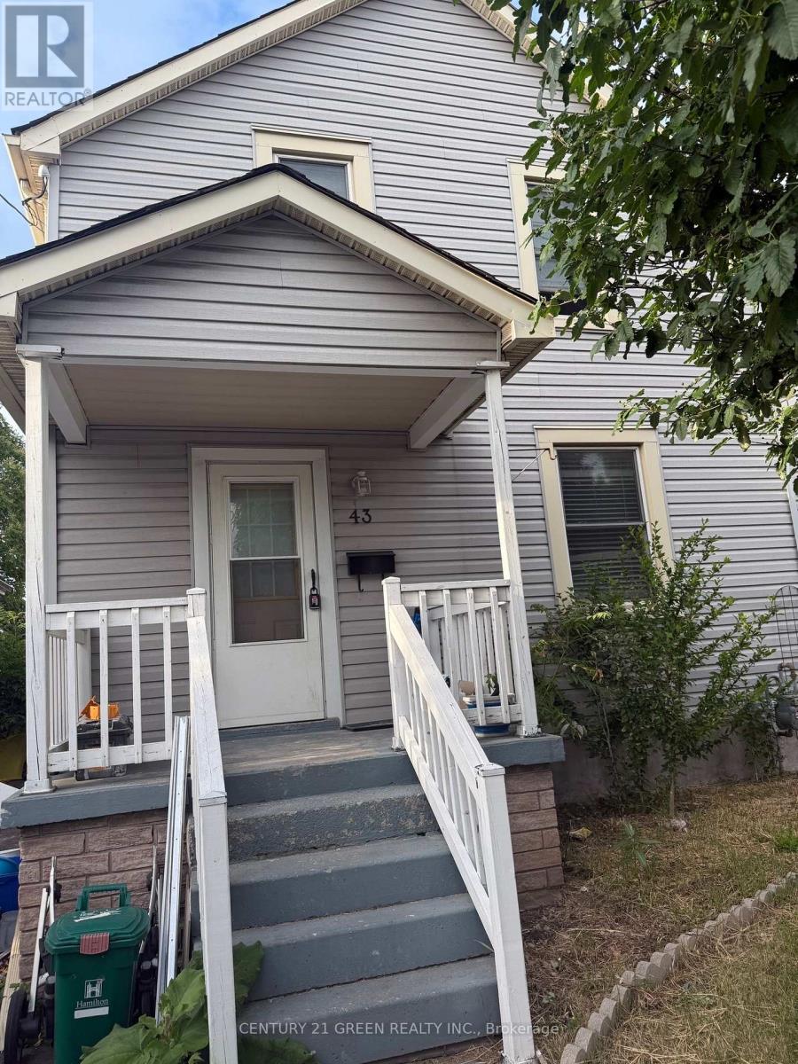 43 Dalkeith Ave, Hamilton, ON L8L 3J3