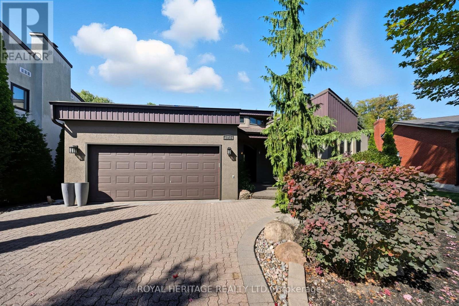 1014 Tiffany Cir, Oshawa, ON L1G 7S1