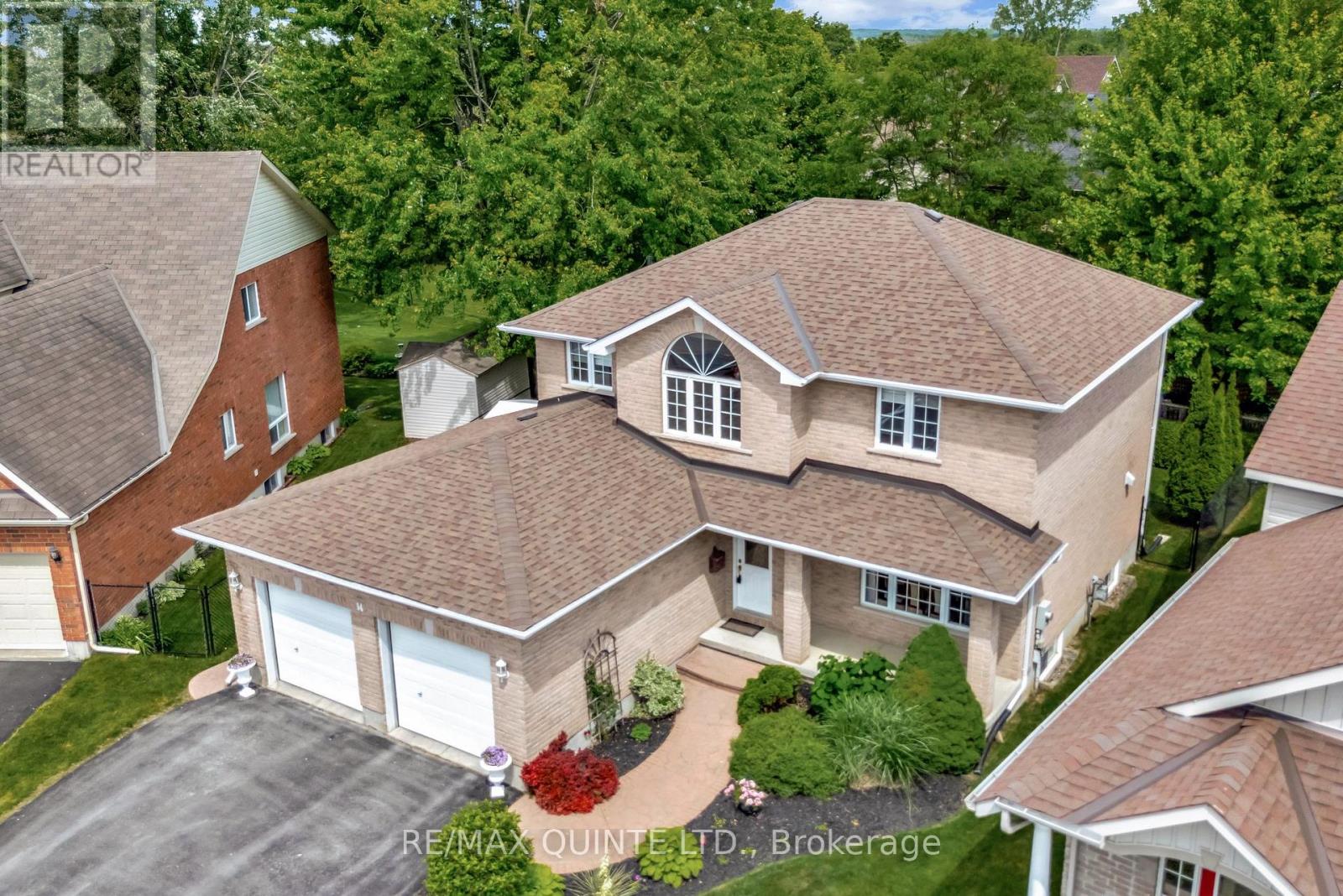 14 Hilton Pl, Belleville, ON K8P 5N2