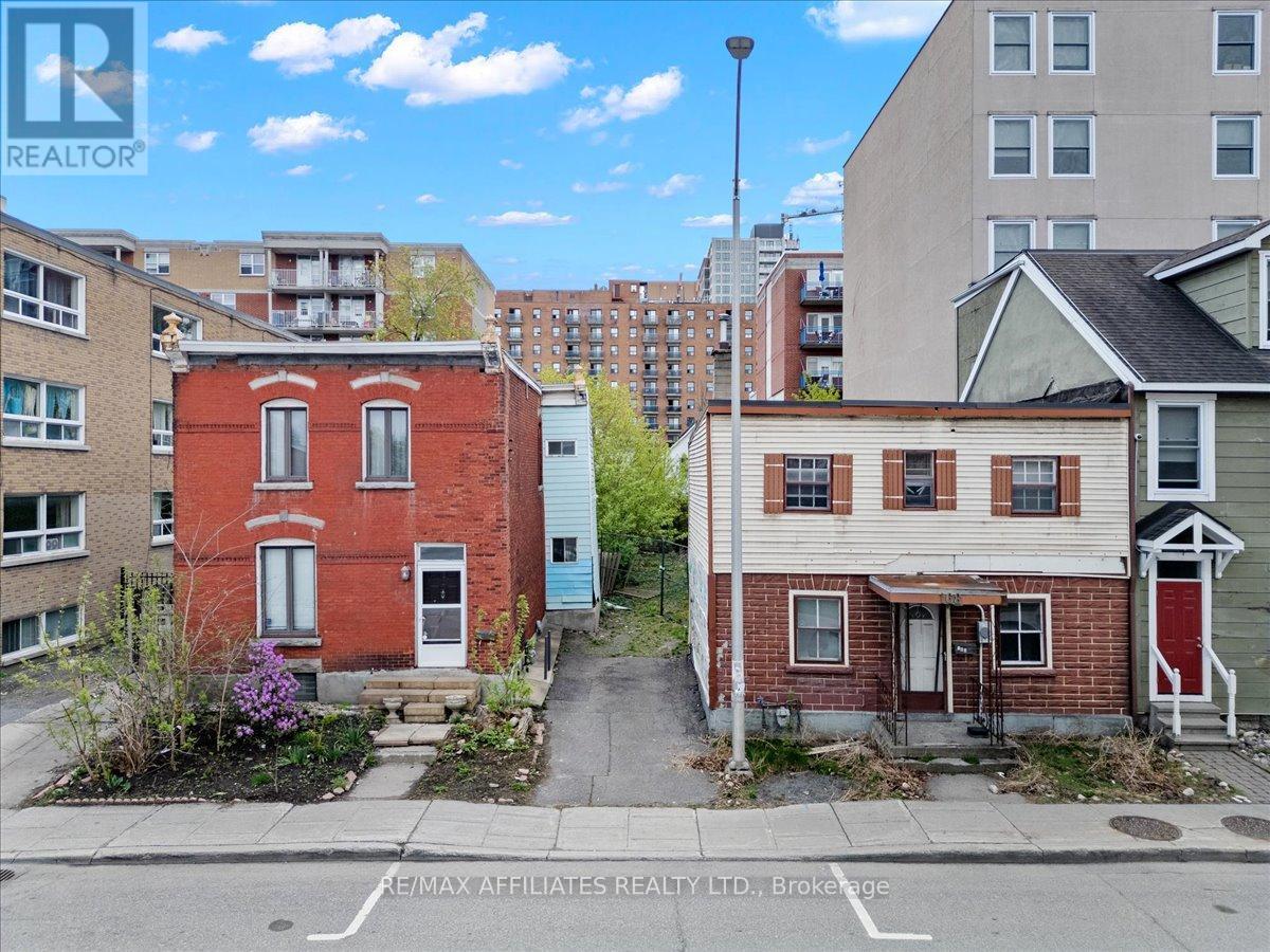 168-174 Murray St, Ottawa, ON K1N 5M8