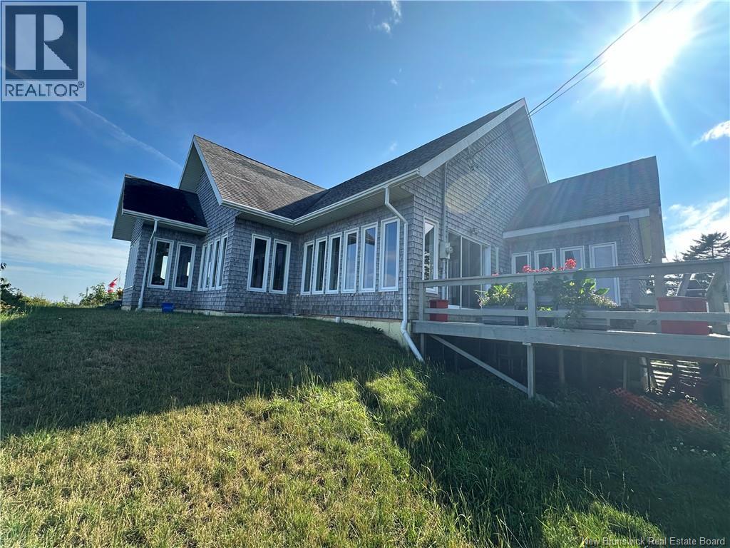 350 Dock Rd, Grand Manan, NB E5G 1C4