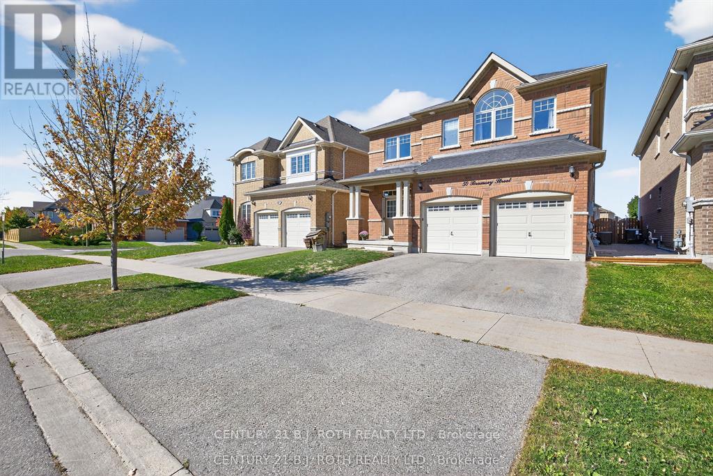 50 Bramsey St, Georgina, ON L0E 1R0