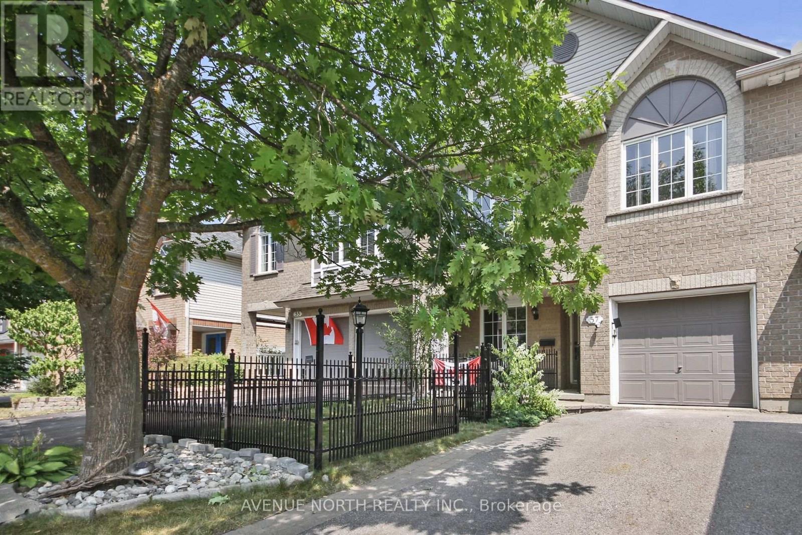 57 Macassa Cir, Ottawa, ON K2T 1J8