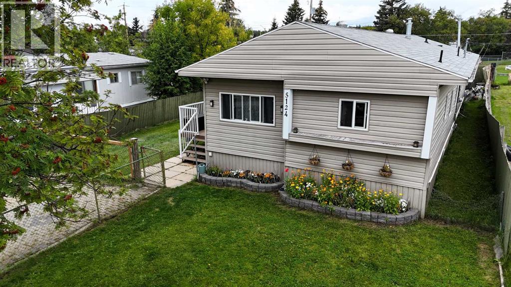 8 Avenue Unit 5124, Edson, AB T7E 1K6
