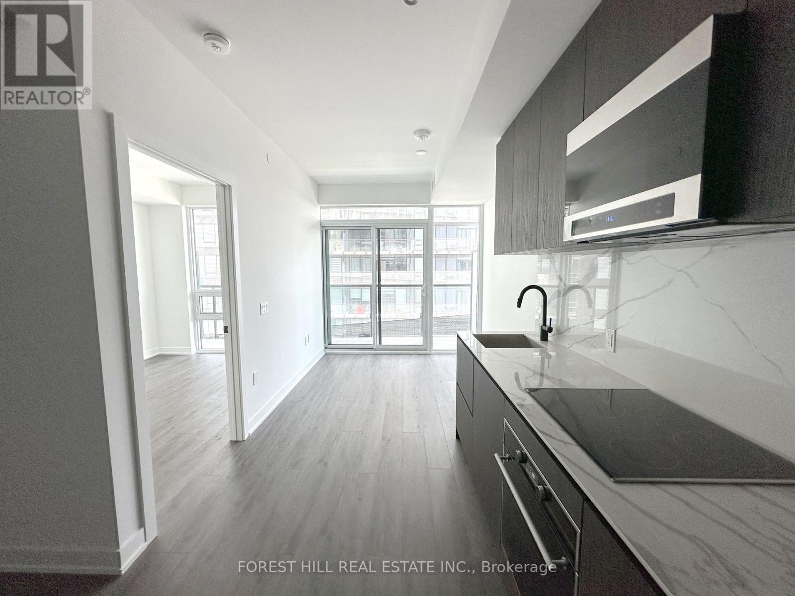 2408 127 Broadway Ave, Toronto, ON M4P 1V5