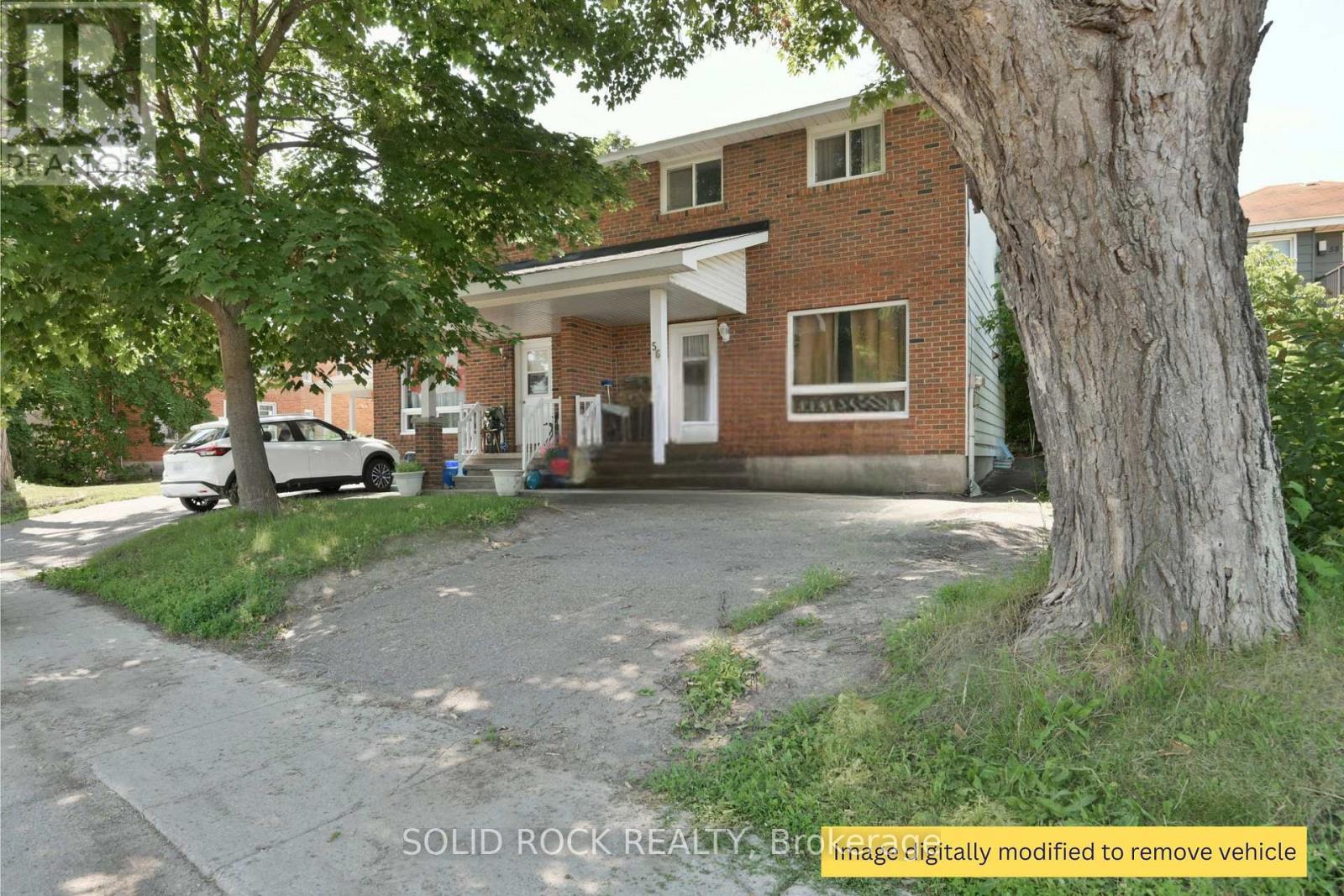 54 William St W, Arnprior, ON K7S 1J9
