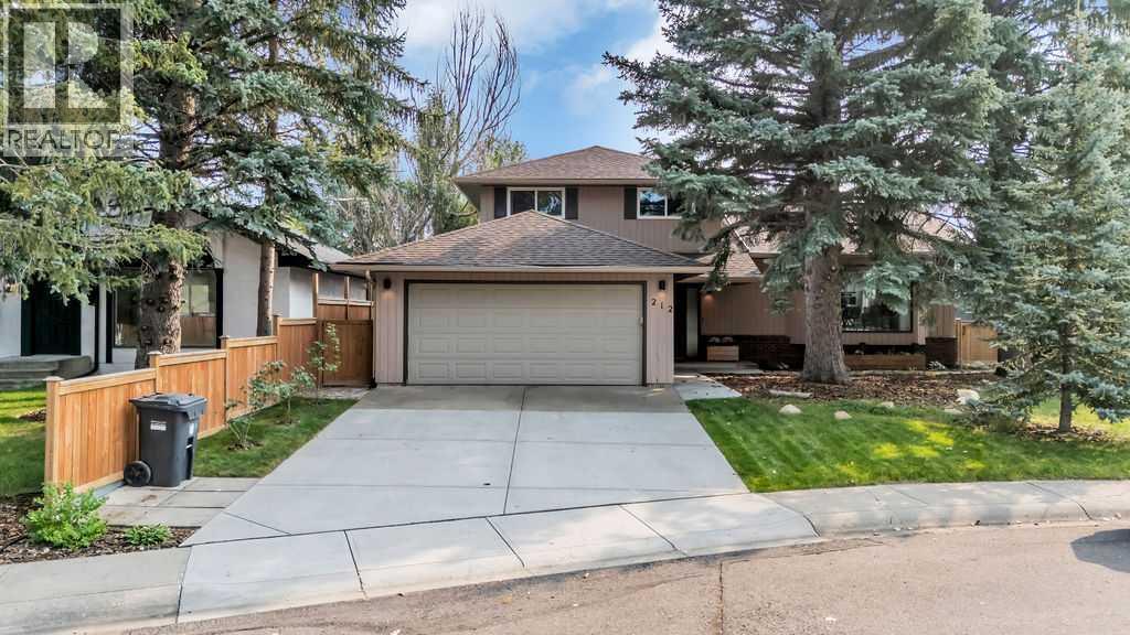 212 Cedarille Grn SW, Calgary, AB T2W 2H4