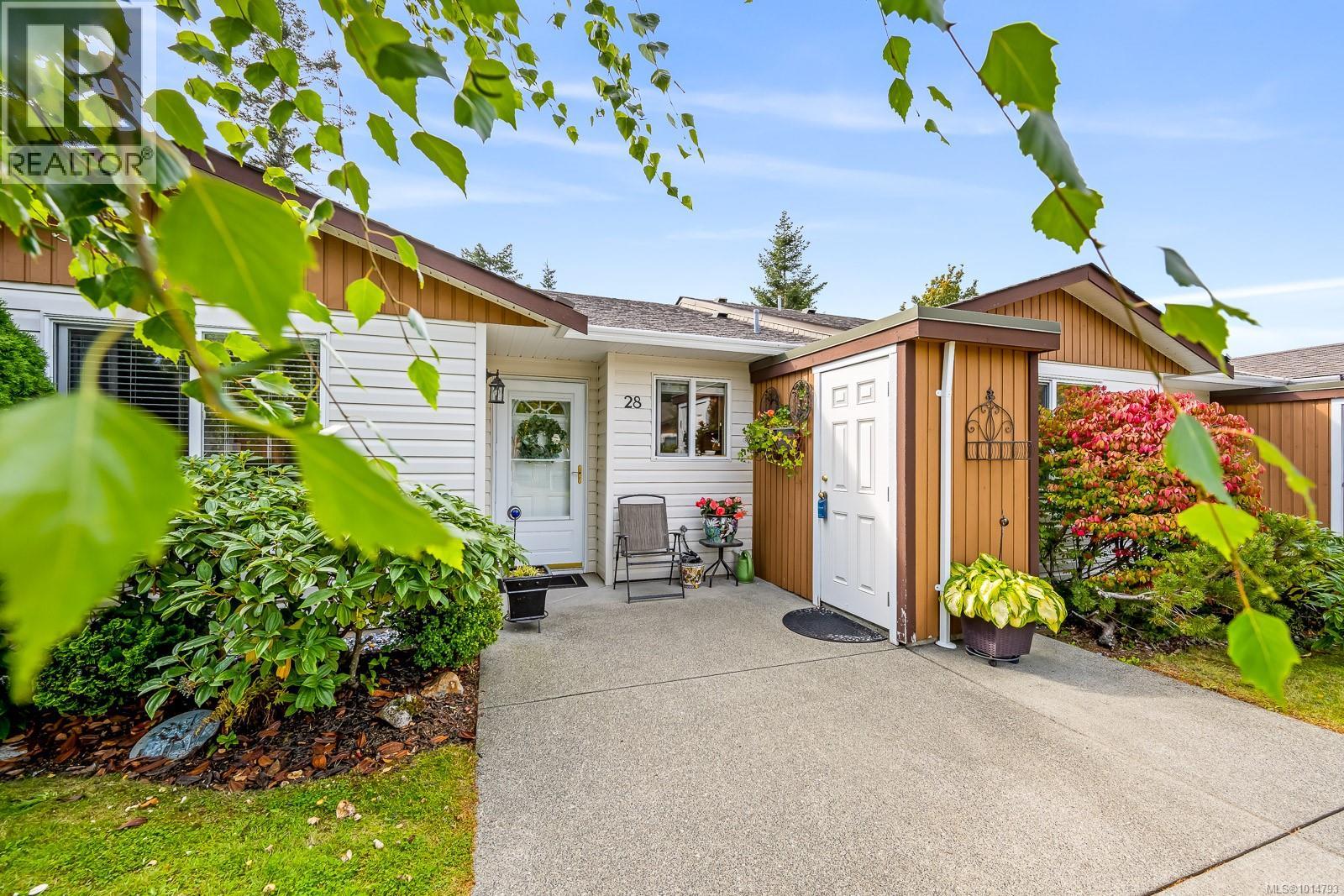 2197 Murrelet Dr Unit 28 Dr, Comox, BC V9M 3Y1