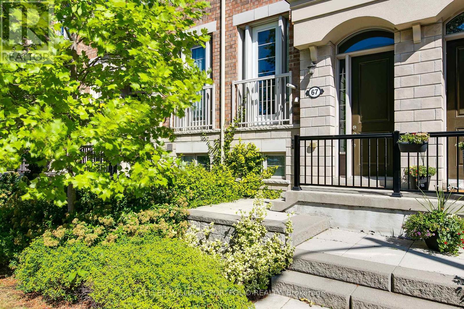 67 Edward Horton Cres, Toronto, ON M8Z 0E7