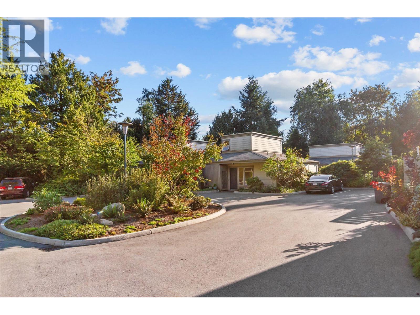 7361 Liard Pl, Vancouver, BC V5S 4A3