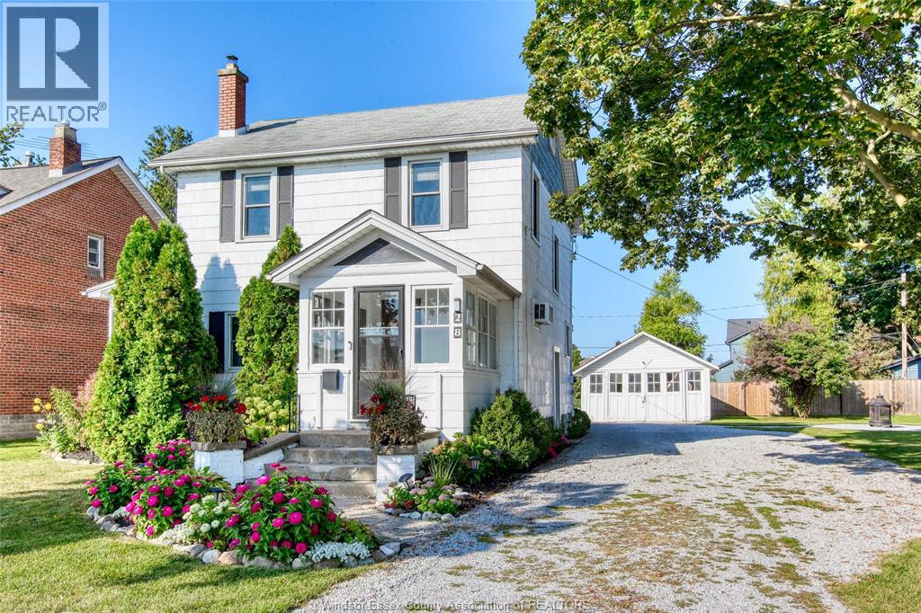 28 Sandwich St N, Amherstburg, ON N9V 2T7