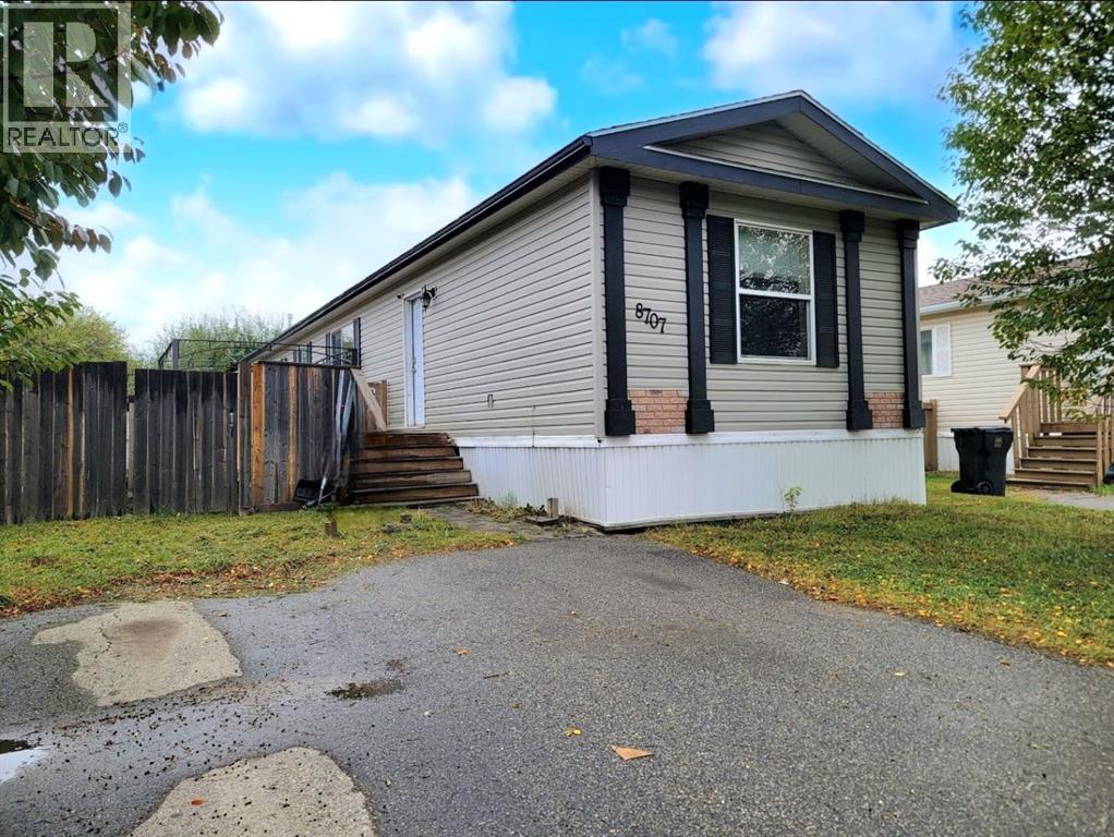 90 Street Unit 8707, Grande Prairie, AB T8X 1V6
