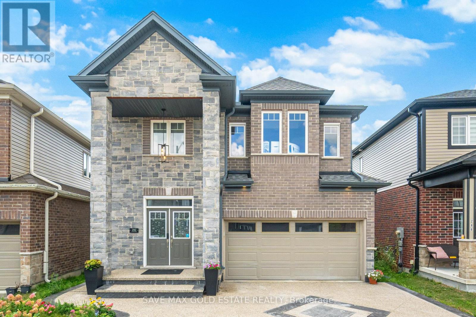 292 Freure Dr, Cambridge, ON N1S 0C1