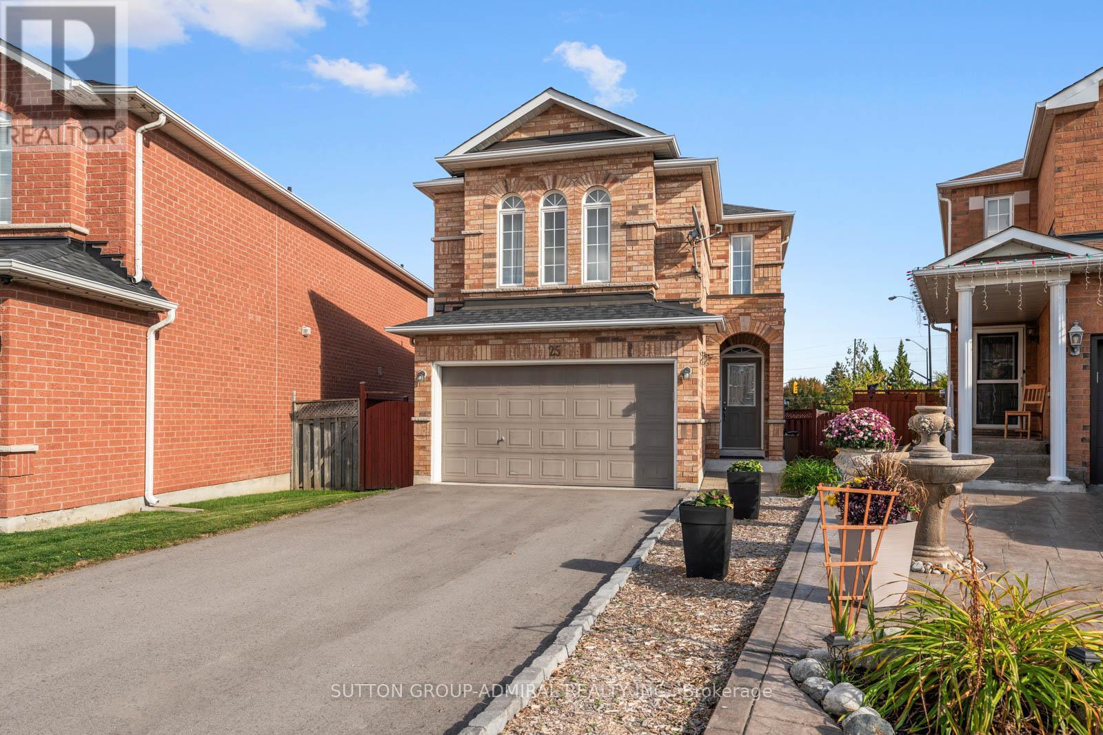 25 Umbria Cres, Vaughan, ON L4H 2E1