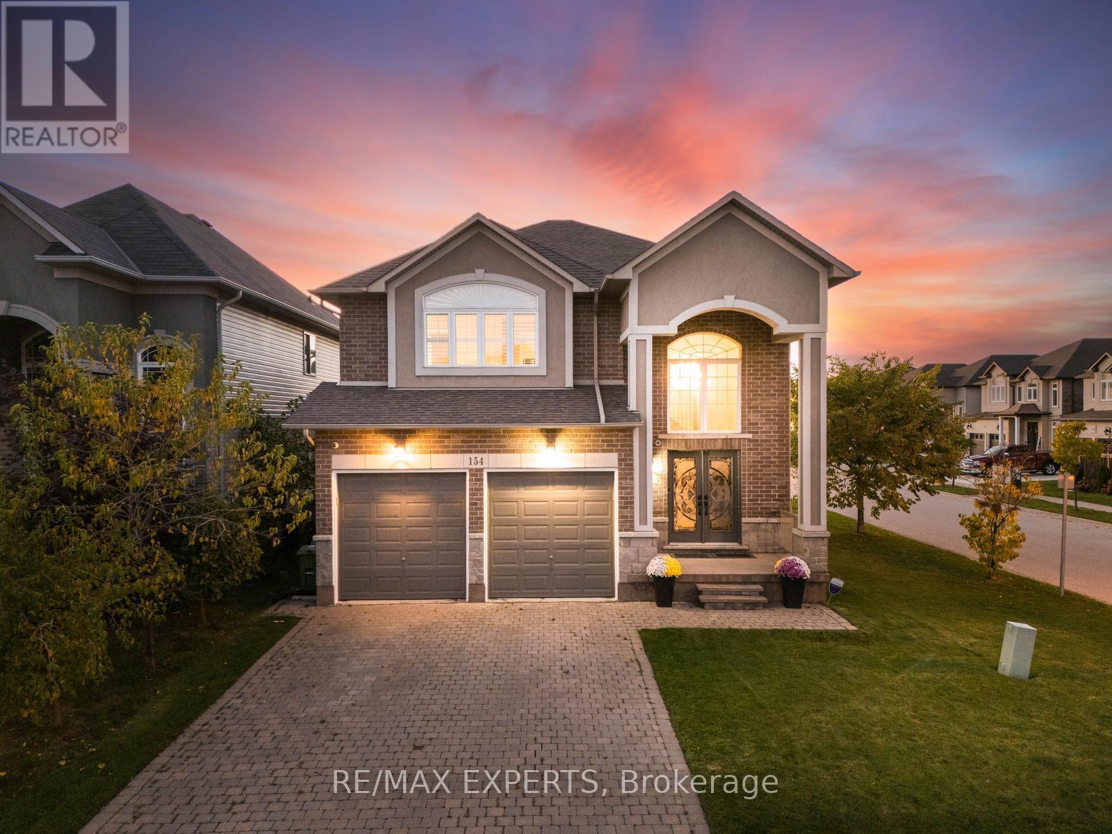 154 Davinci Blvd, Hamilton, ON L9B 0G6