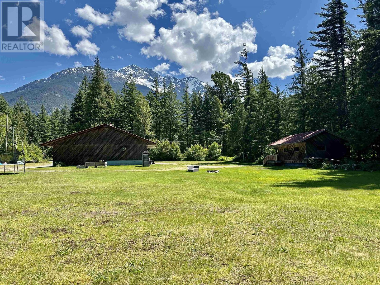 2498 S Douglas Dr, Hagensborg, BC V0T 1H0