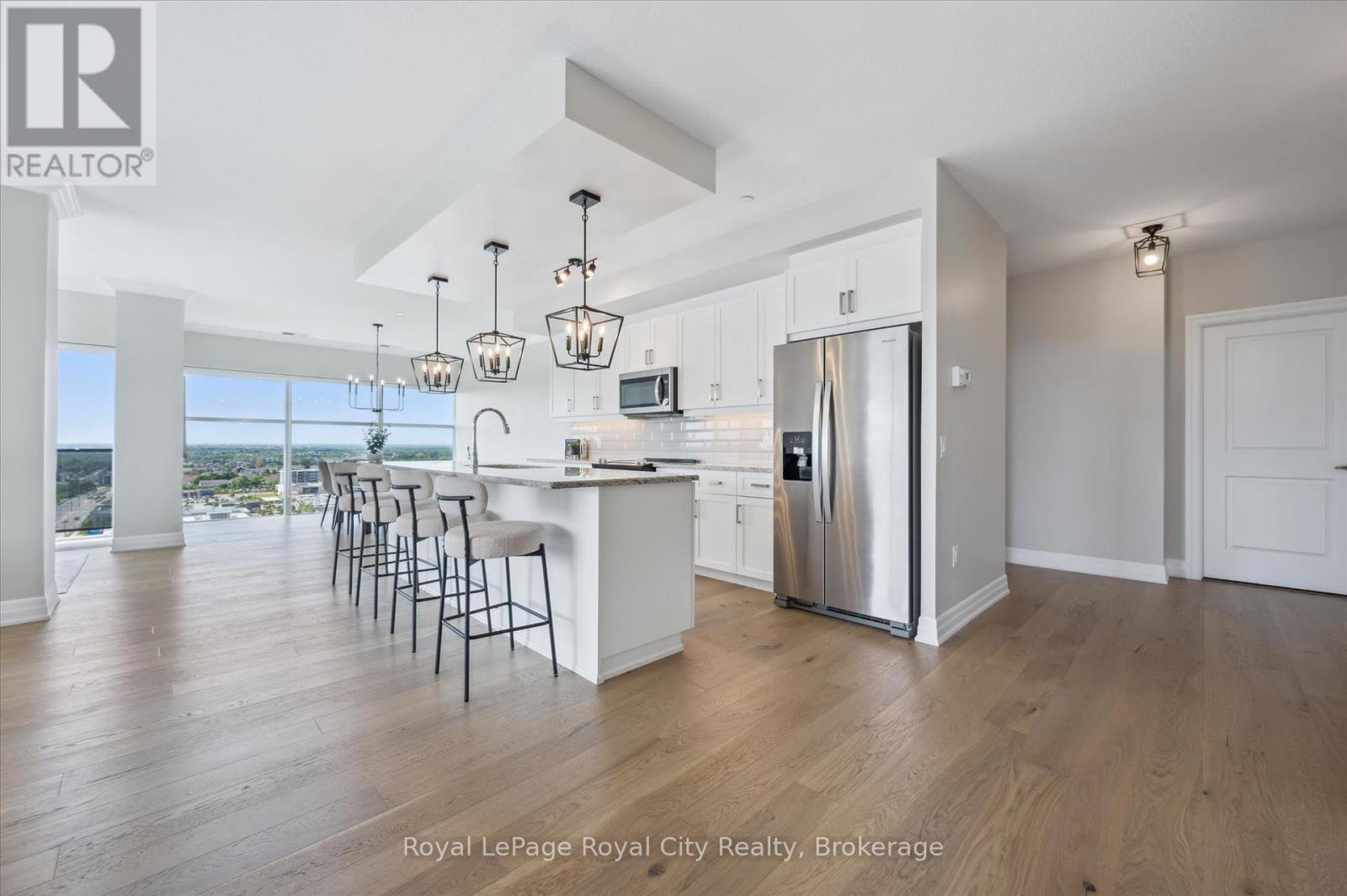 1004 1878 Gordon St, Guelph Pineridgewestminster Woods, ON N1L 0P4