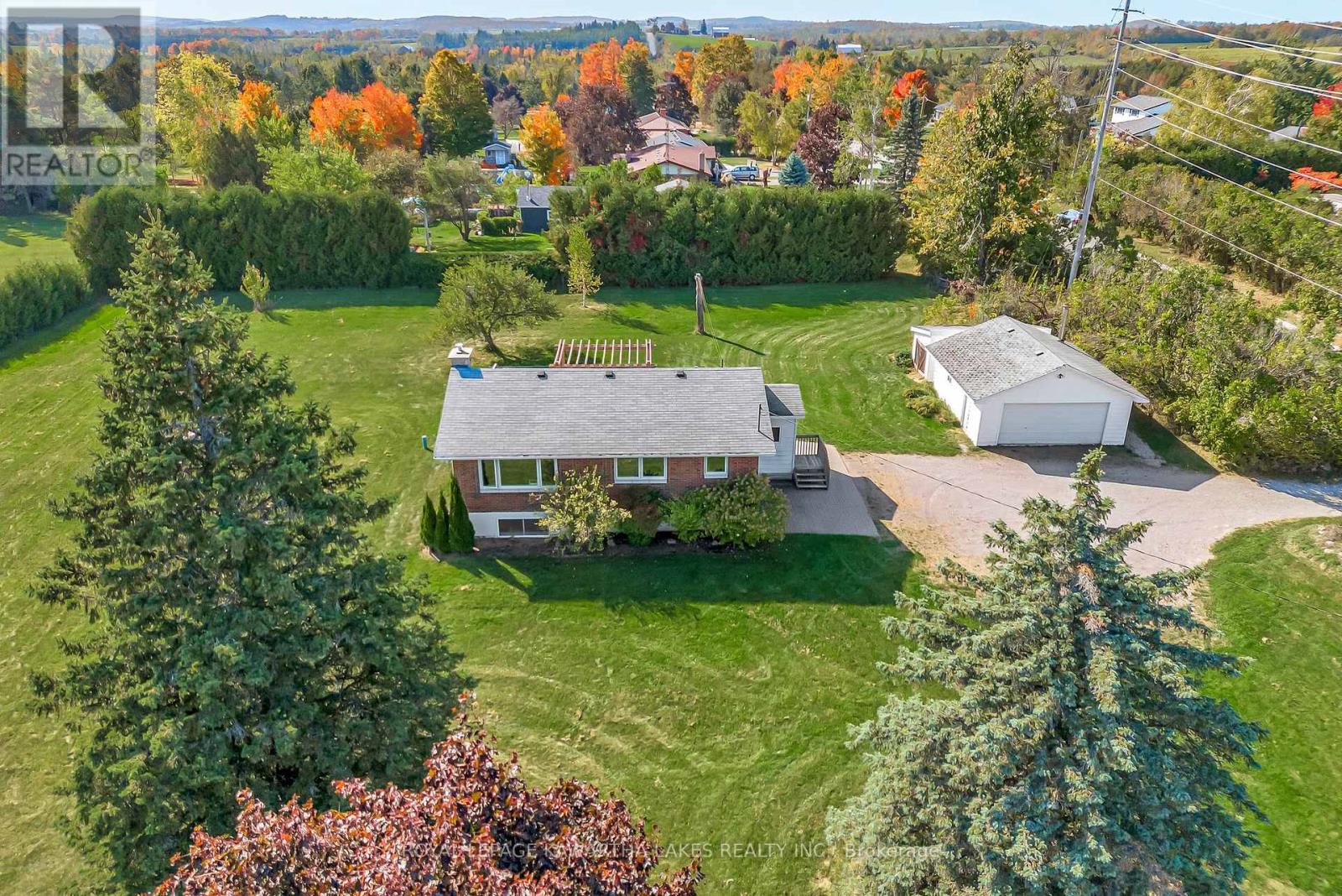 1240 Meadowview Rd, Kawartha Lakes, ON K0L 2W0