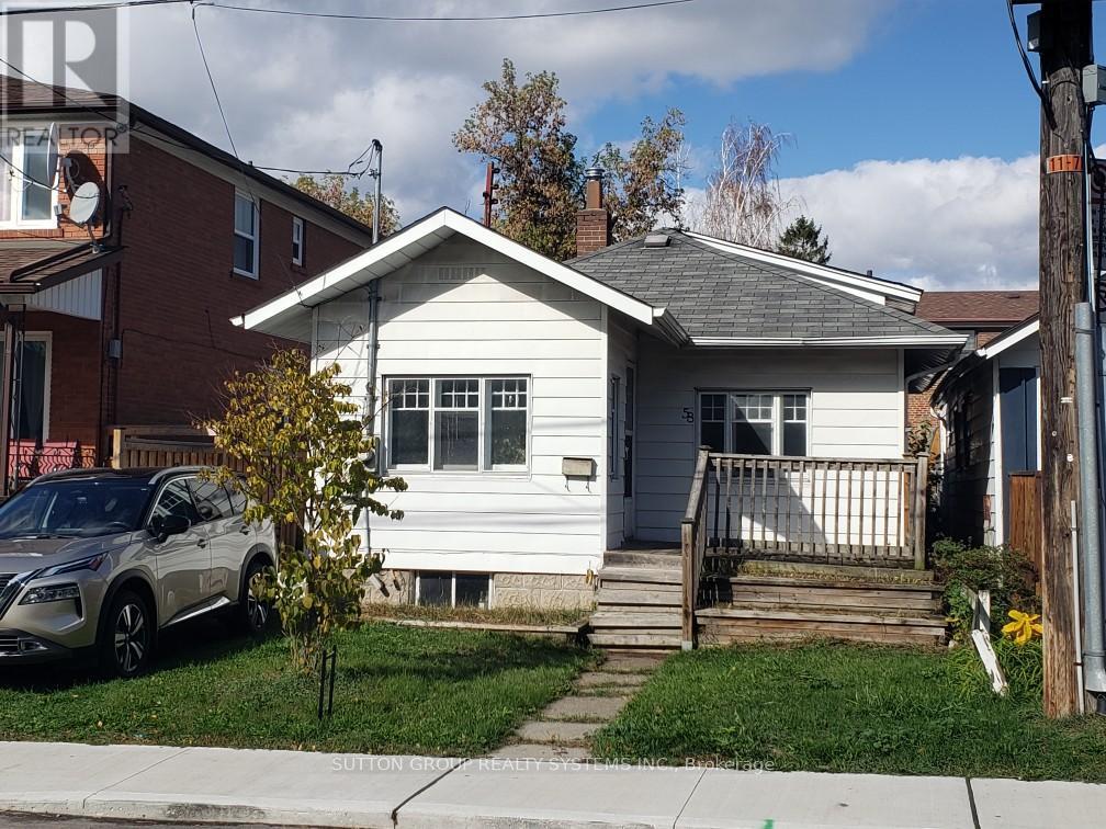 58 Newport Ave N, Toronto Oakridge, ON M1L 1J1