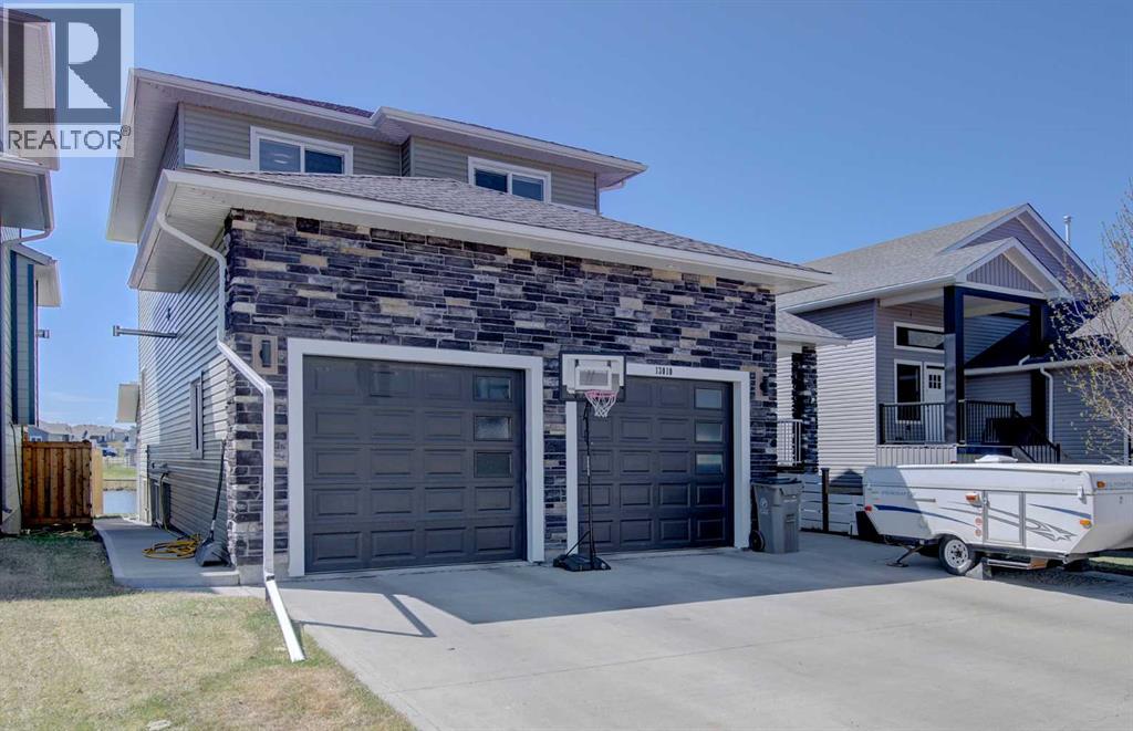 13010 Royal Blvd, Grande Prairie, AB T8V 6J6