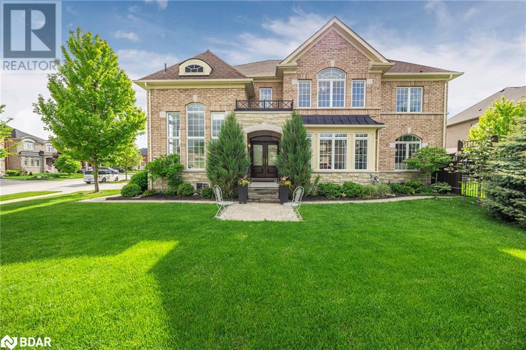 2 Copeland Cres, Innisfil, ON L0L 1L0