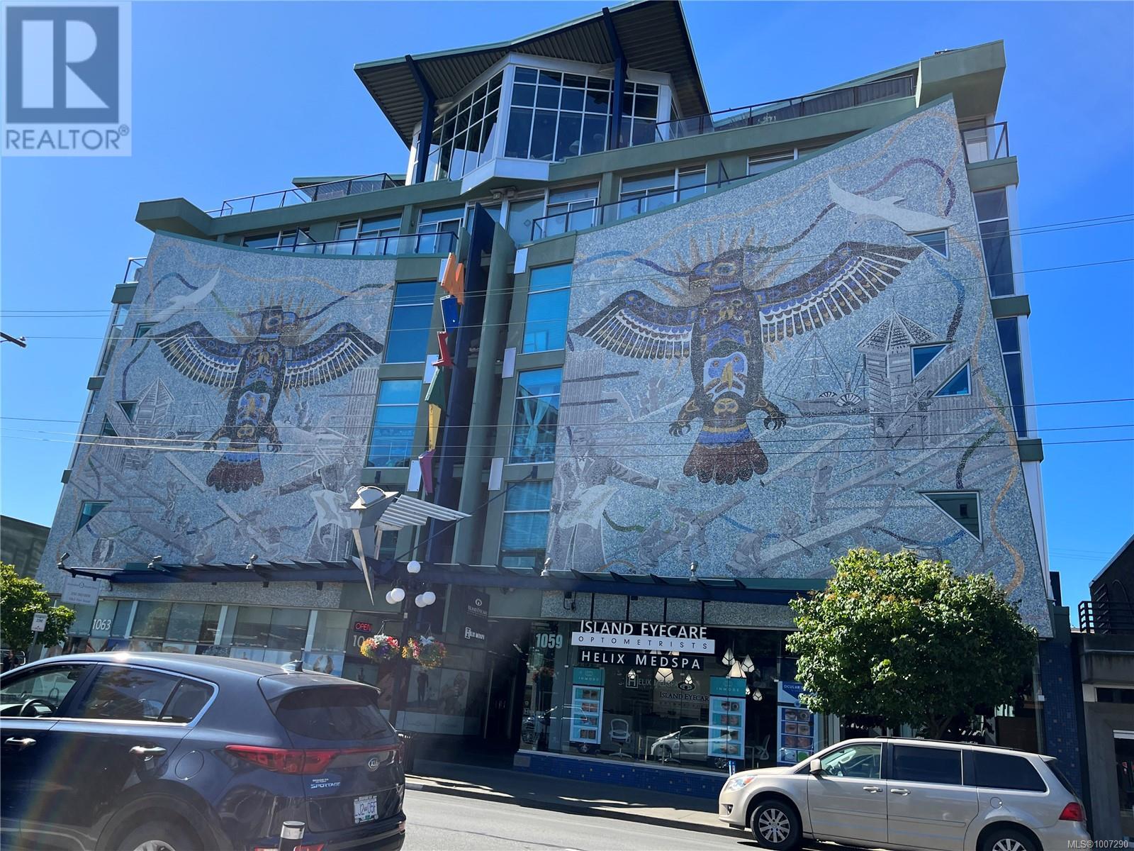 1061 Fort St Unit 418 St, Victoria, BC V8V 5A1