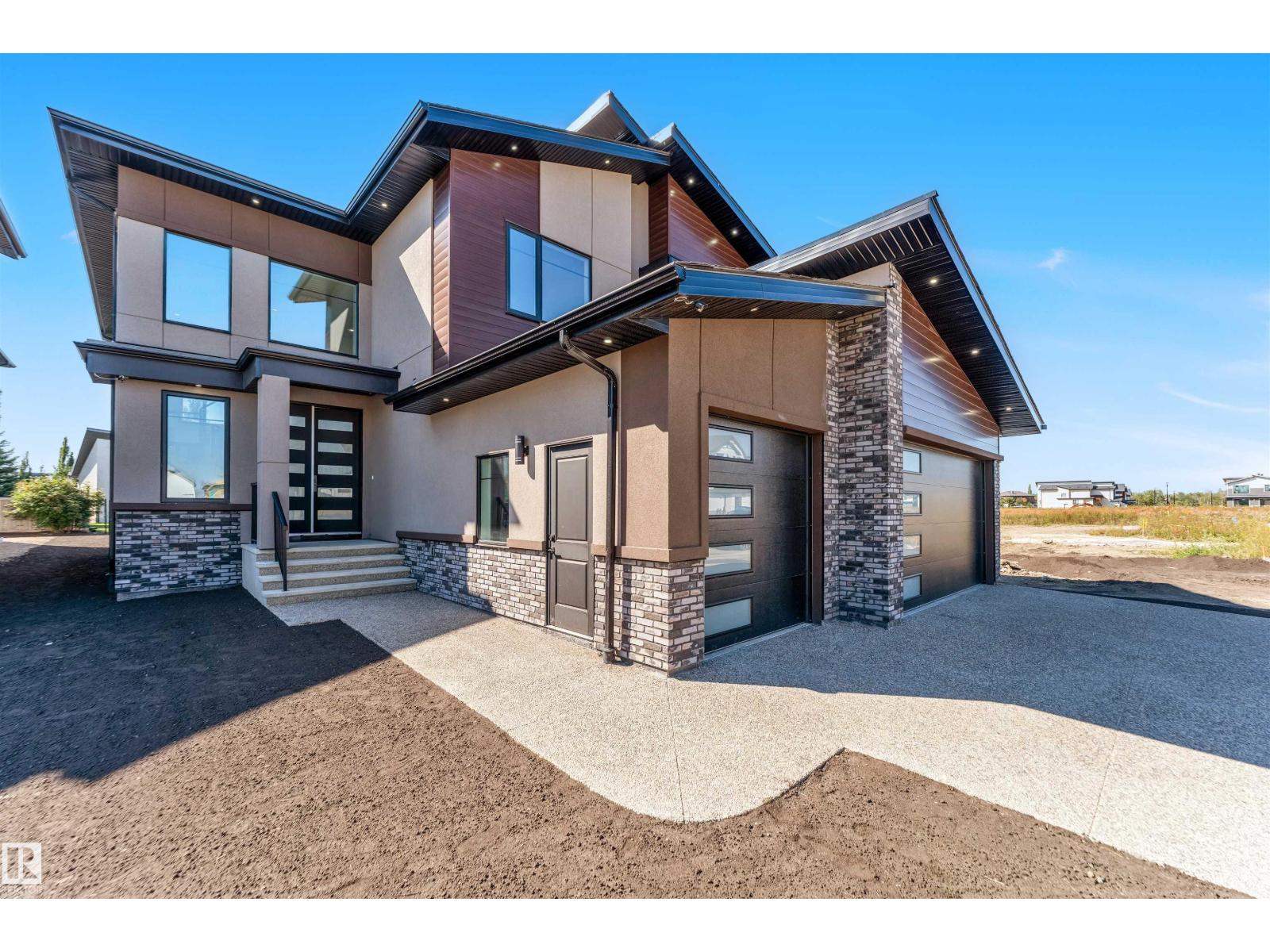 165 Av Ne Unit 715, Edmonton, AB T5Y 4J1