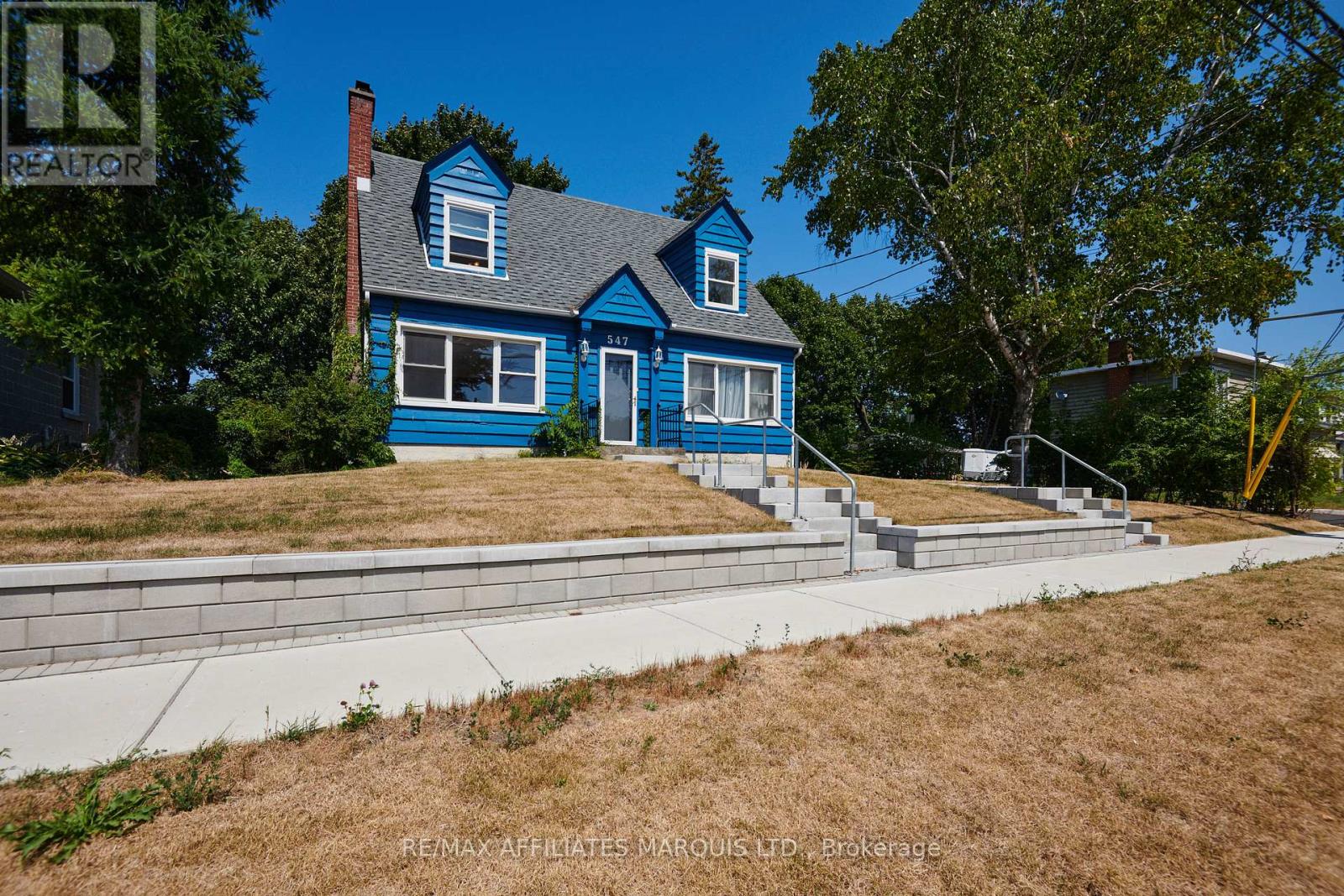 547 Fifth St E, Cornwall, ON K6H 2M6