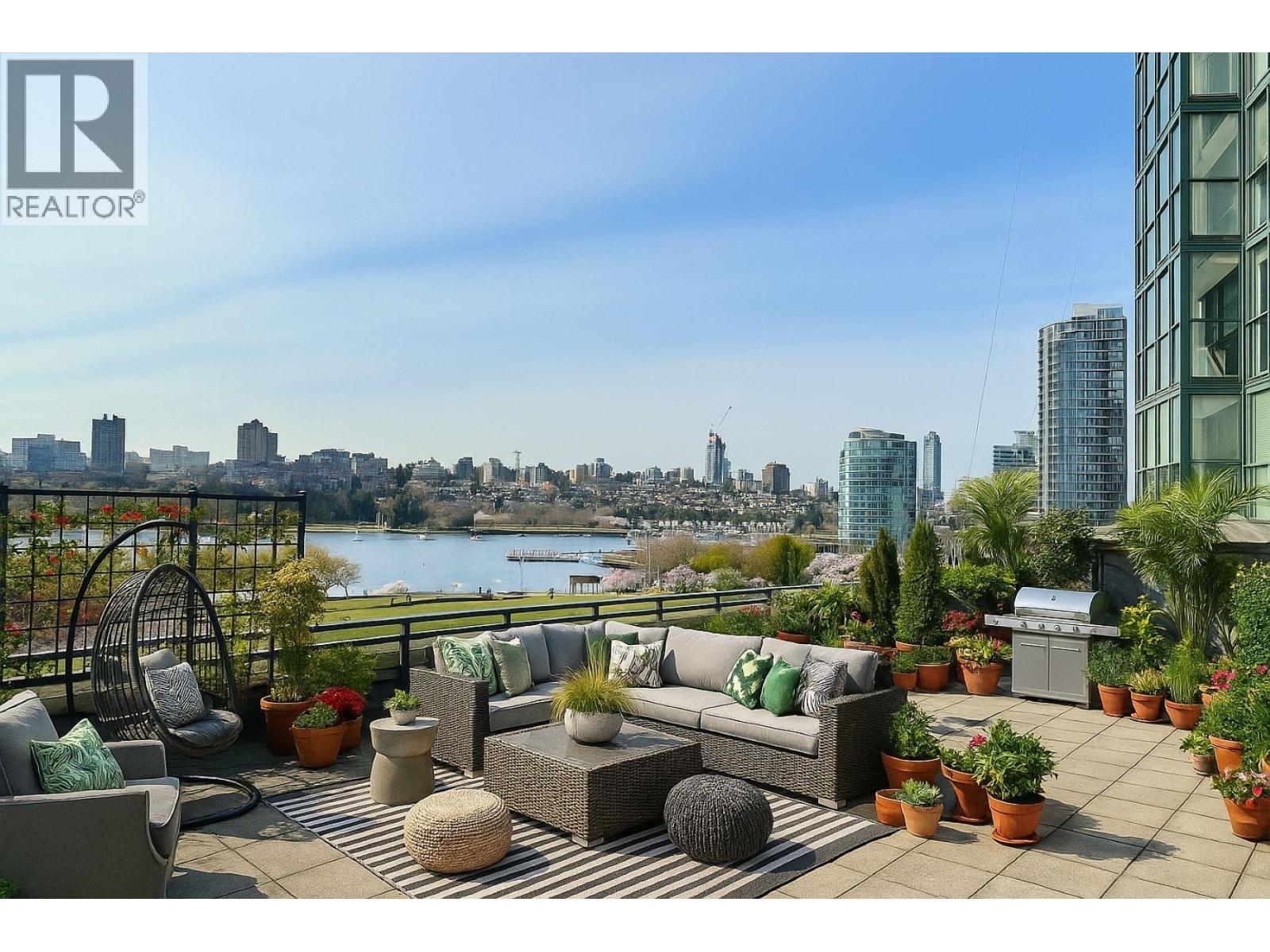 289 Drake Street Unit 706, Vancouver, BC V6B 5Z5