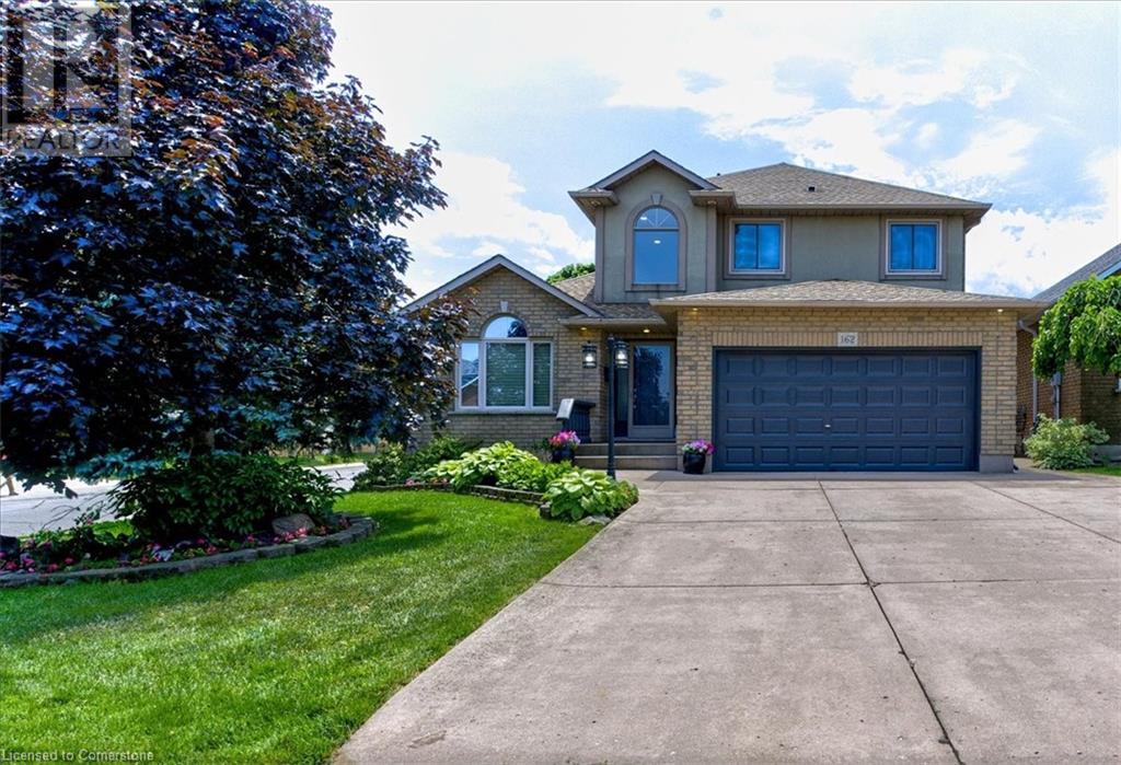 162 Locheed Dr, Hamilton, ON L8T 4Z7