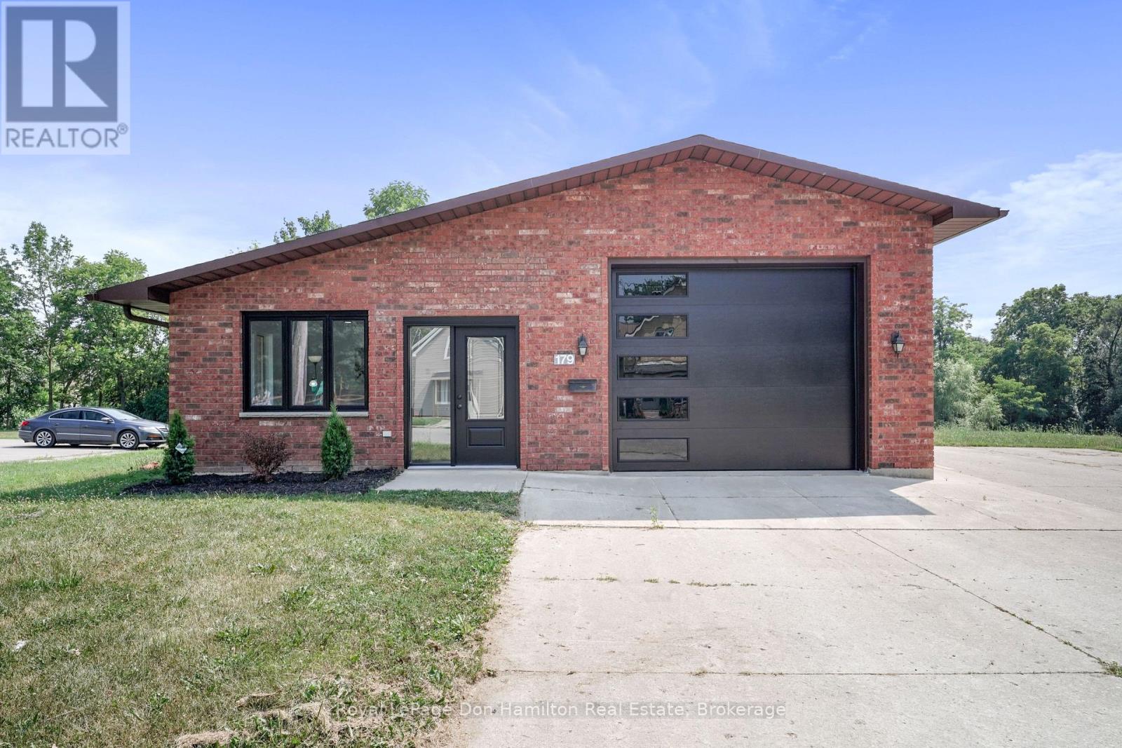 179 Mill St, North Middlesex, ON N0M 2K0