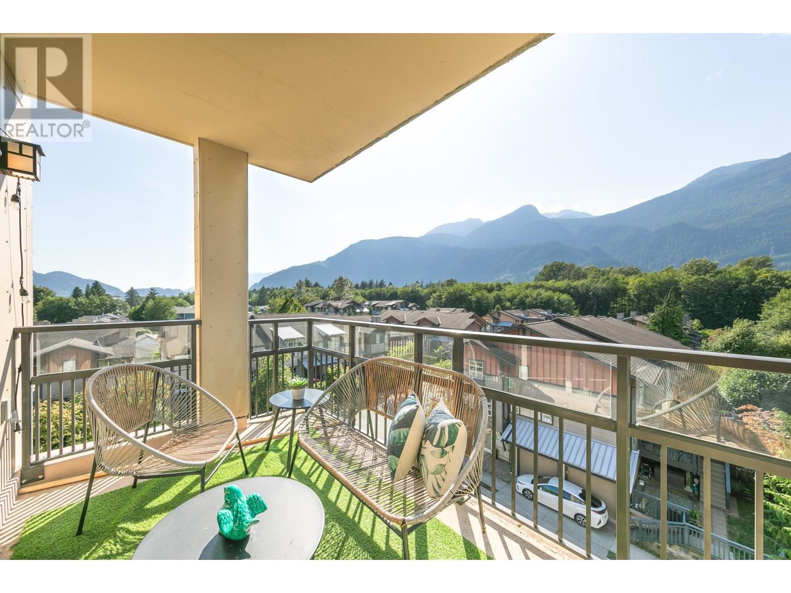 1211 Village Green Way Unit 401, Squamish, BC V8B 0R7